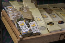 Kräutertees kraeutertees.jpg